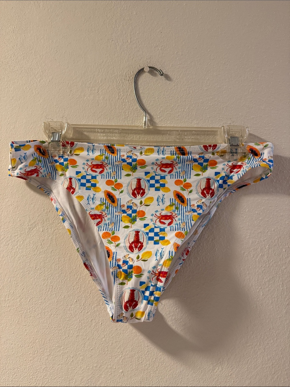 NWOT-YMI White Bikini Bottoms with Red Crab & Blue Yellow Citrus Print